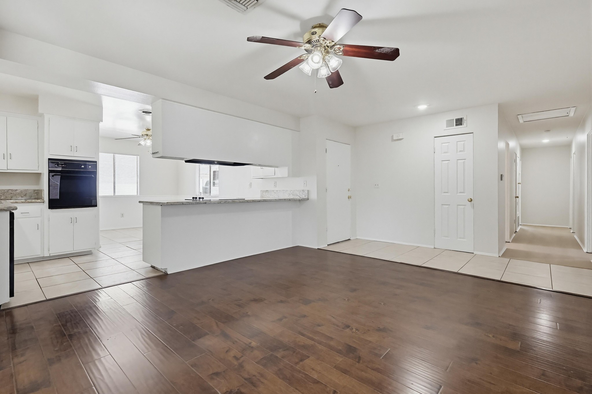 Virtual tour photo 12 of 87 for 2574 Hanawalt St