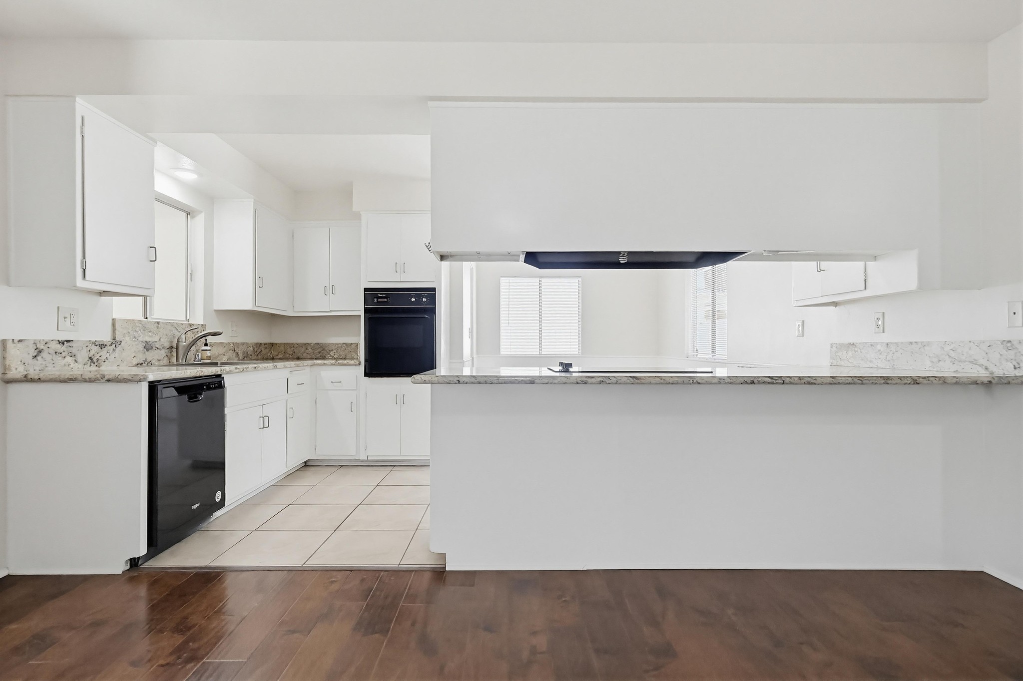 Virtual tour photo 23 of 87 for 2574 Hanawalt St