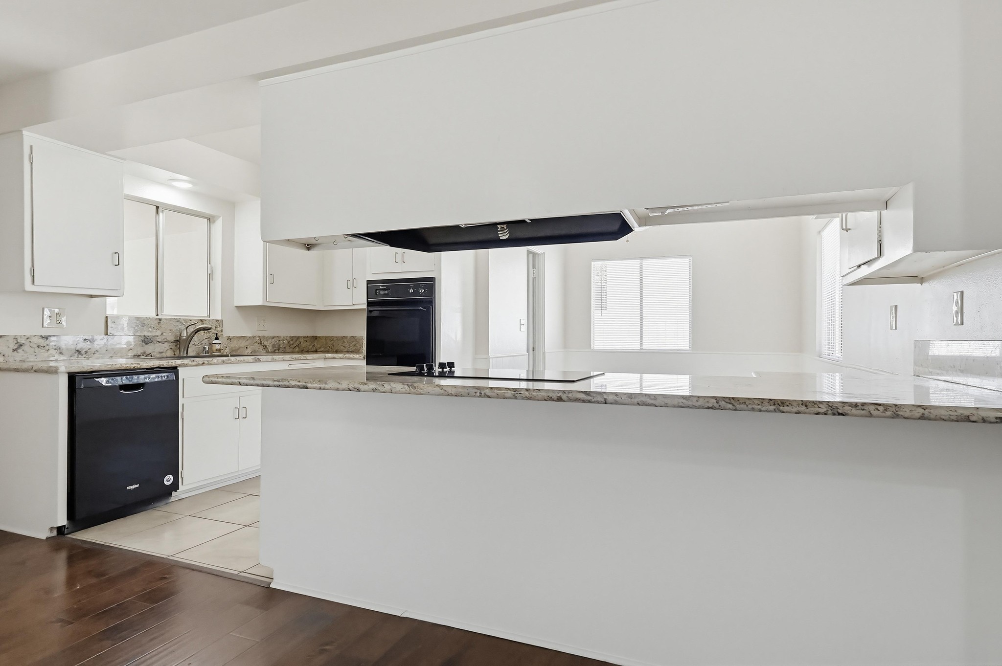 Virtual tour photo 24 of 87 for 2574 Hanawalt St
