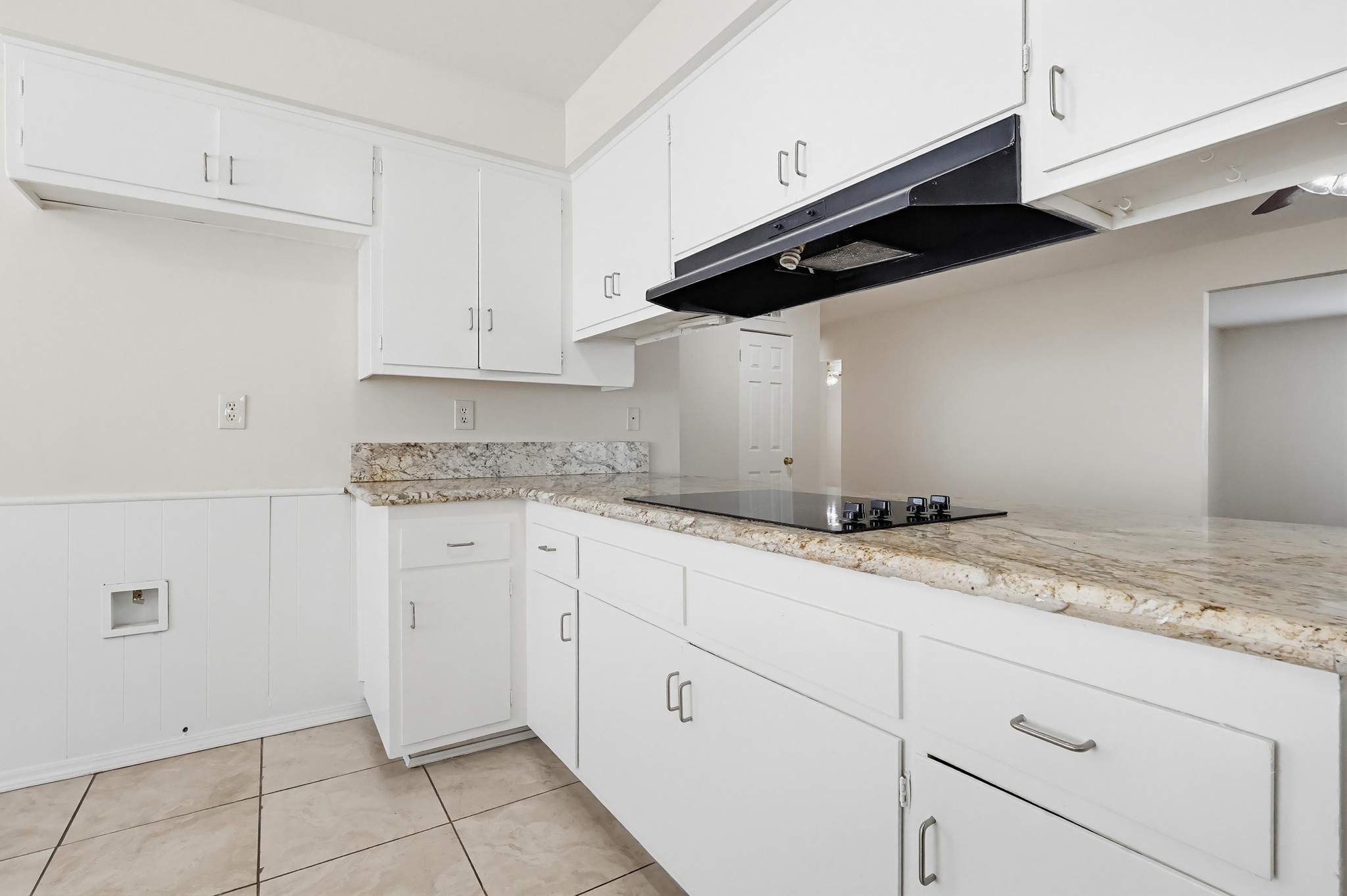 Virtual tour photo 29 of 87 for 2574 Hanawalt St