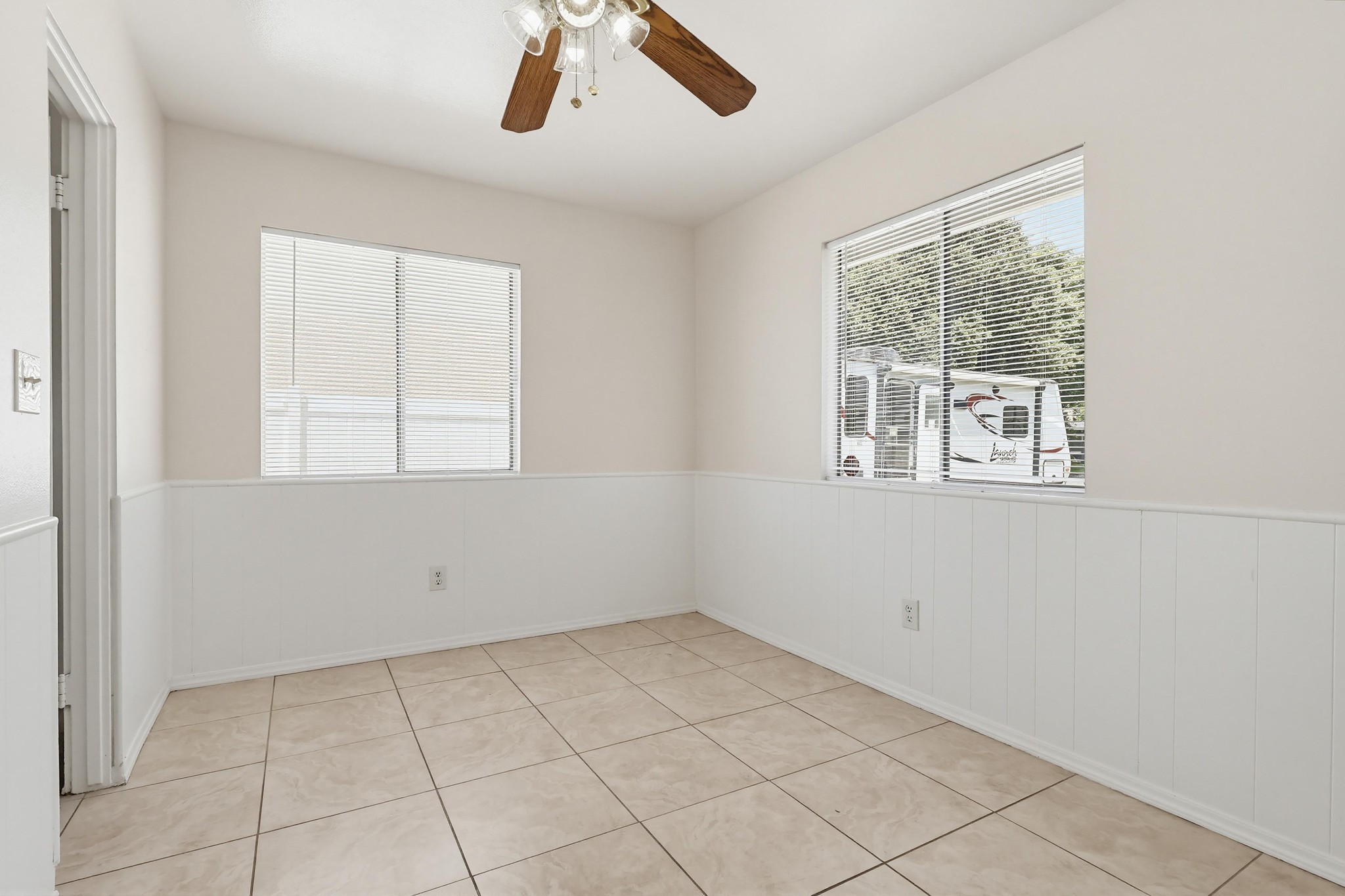 Virtual tour photo 34 of 87 for 2574 Hanawalt St