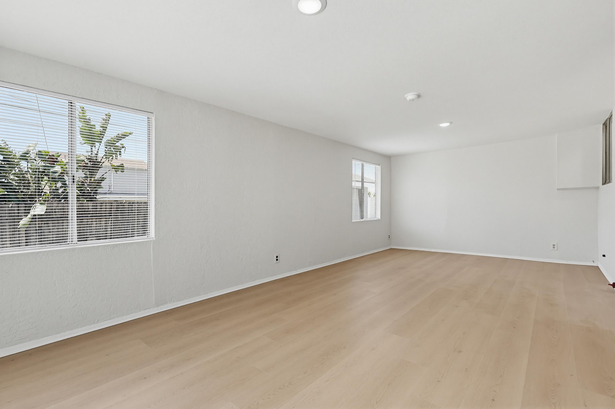 Virtual tour photo 38 of 87 for 2574 Hanawalt St
