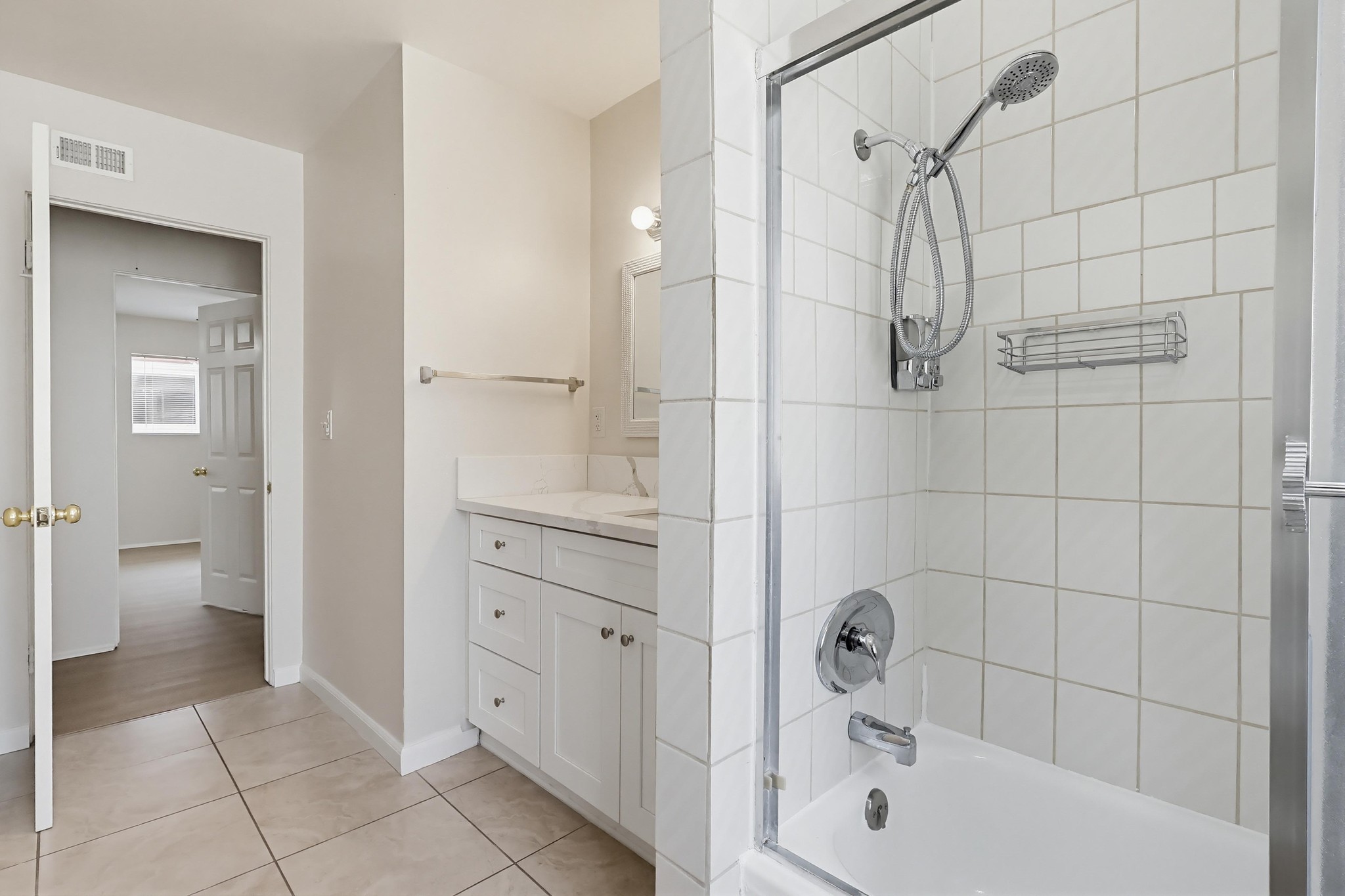 Virtual tour photo 49 of 87 for 2574 Hanawalt St
