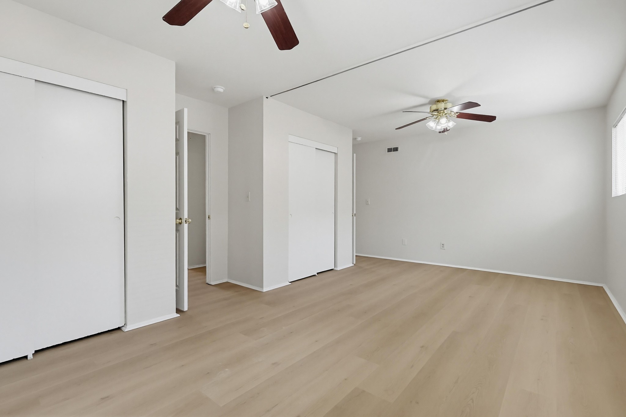 Virtual tour photo 52 of 87 for 2574 Hanawalt St