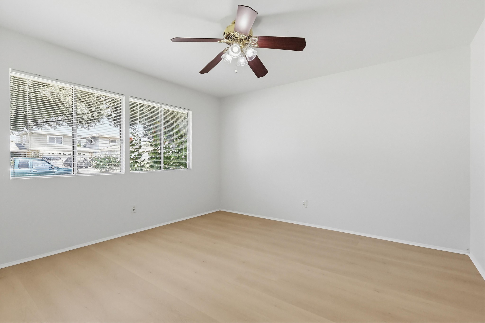 Virtual tour photo 57 of 87 for 2574 Hanawalt St