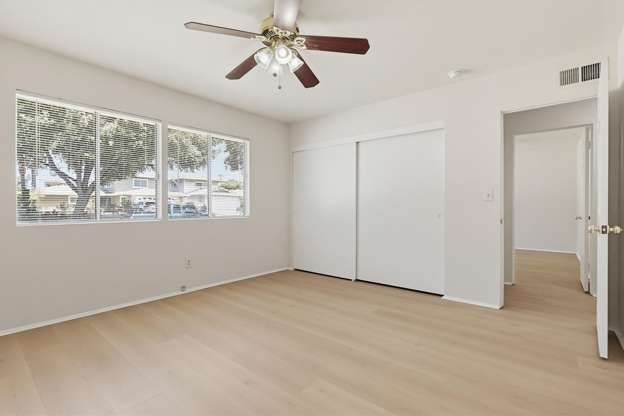 Virtual tour photo 64 of 87 for 2574 Hanawalt St