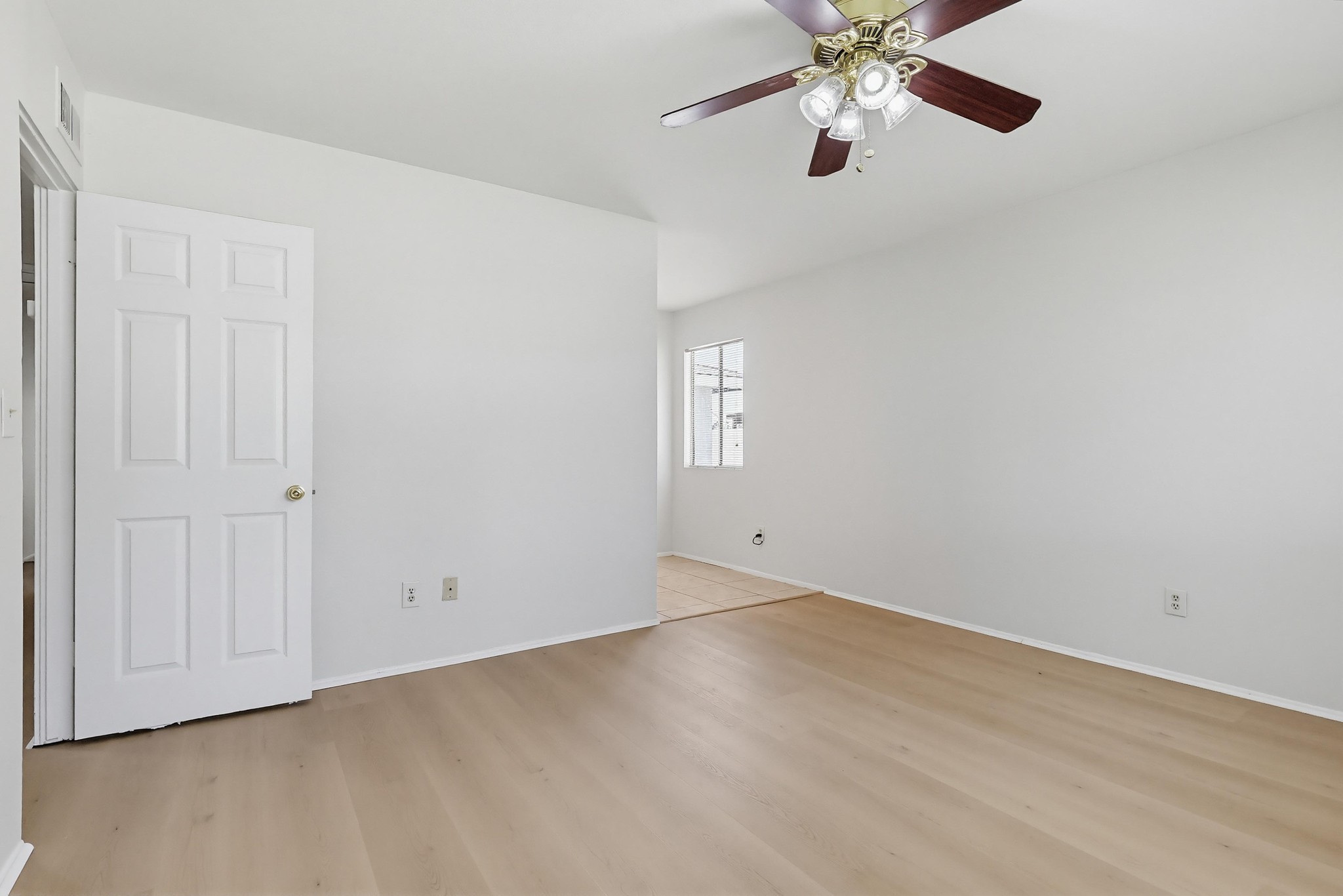 Virtual tour photo 66 of 87 for 2574 Hanawalt St