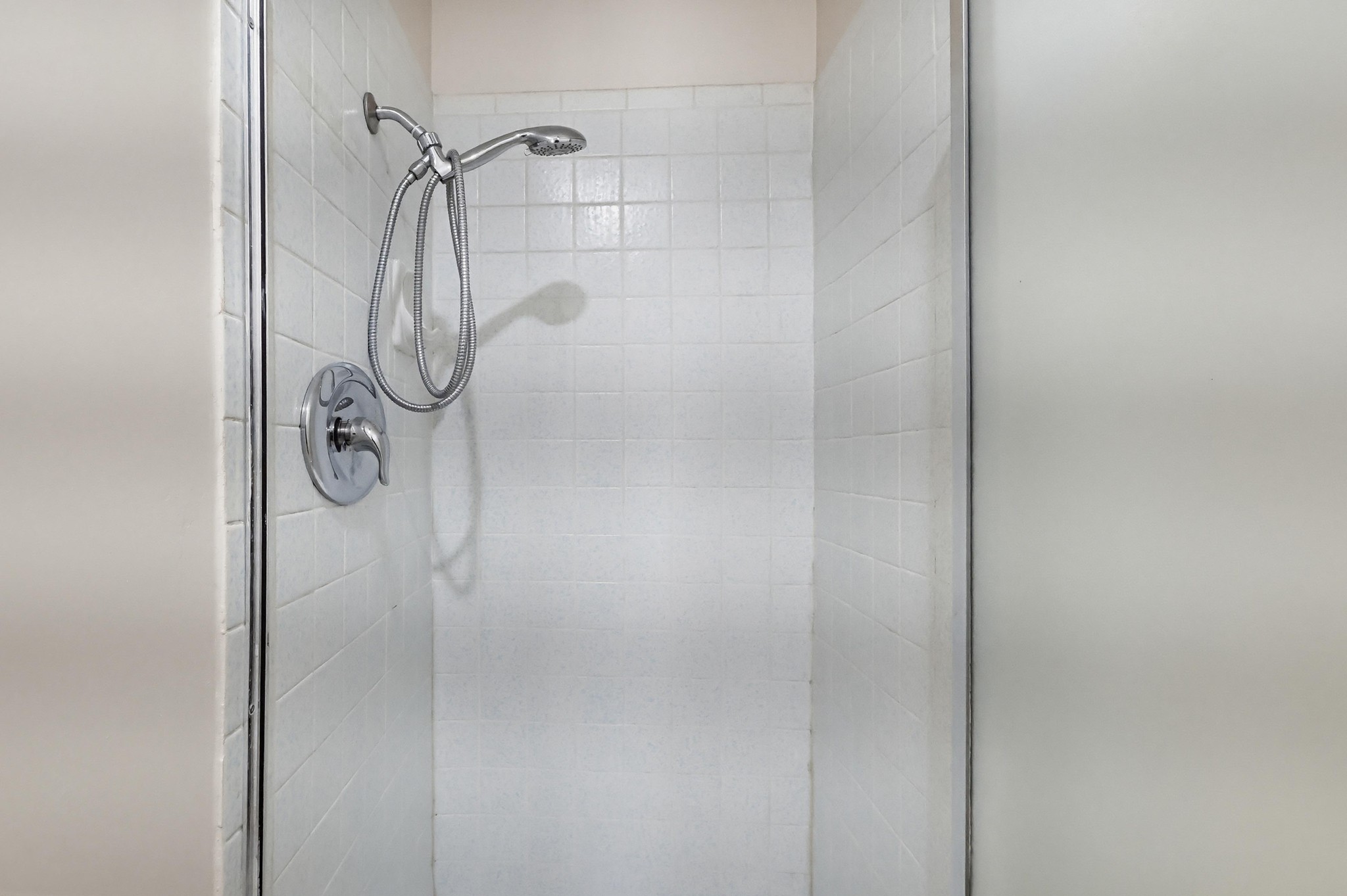Virtual tour photo 72 of 87 for 2574 Hanawalt St