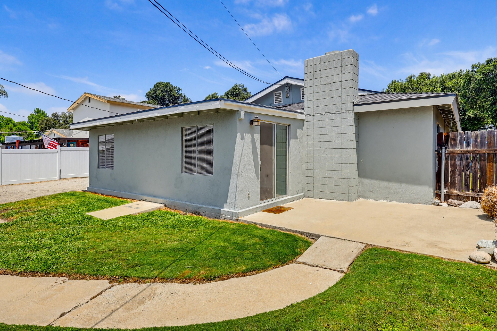 Virtual tour photo 84 of 87 for 2574 Hanawalt St
