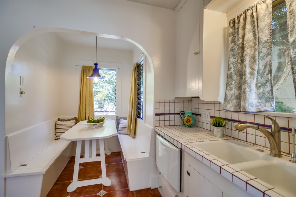 Virtual tour photo 10 of 24 for 2576 A St
