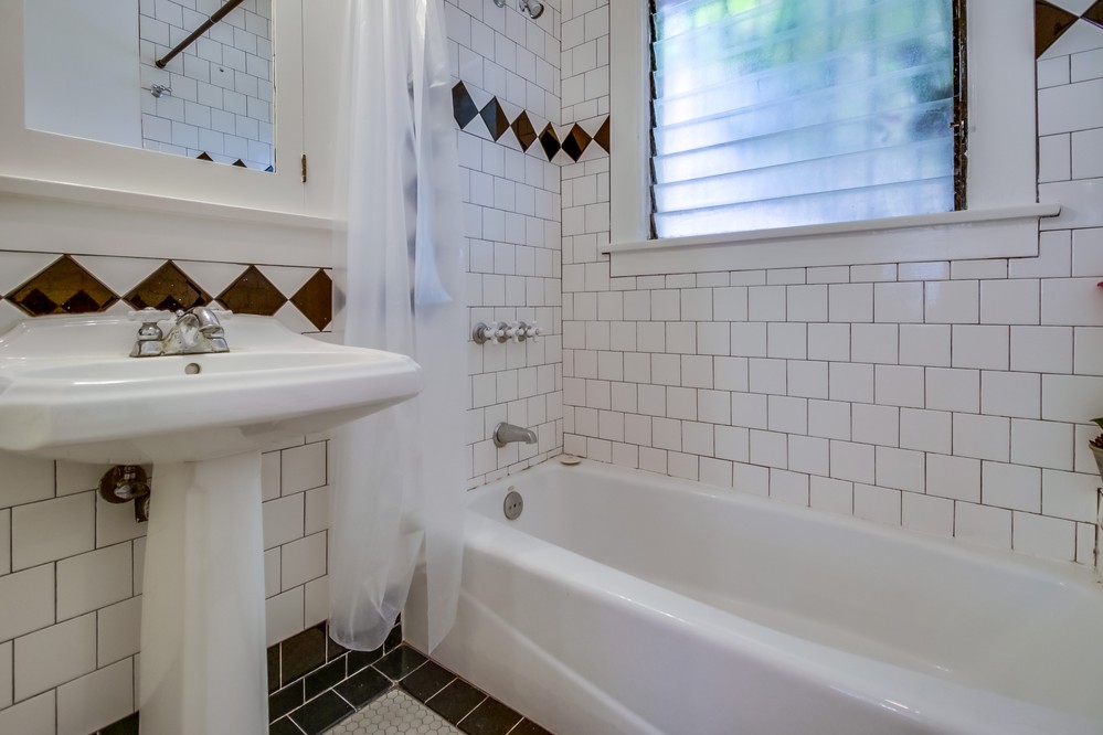 Virtual tour photo 22 of 24 for 2576 A St