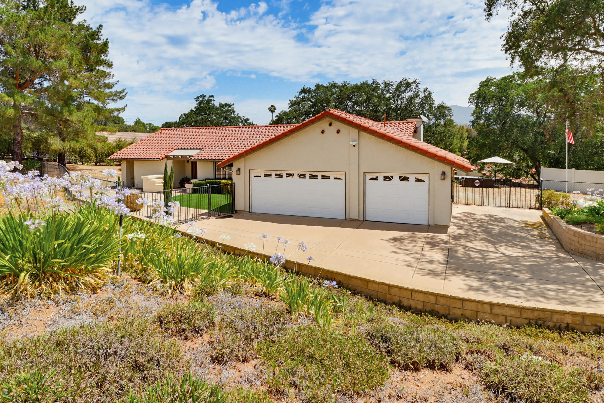Virtual tour photo 6 of 73 for 2577 Camino Narciso