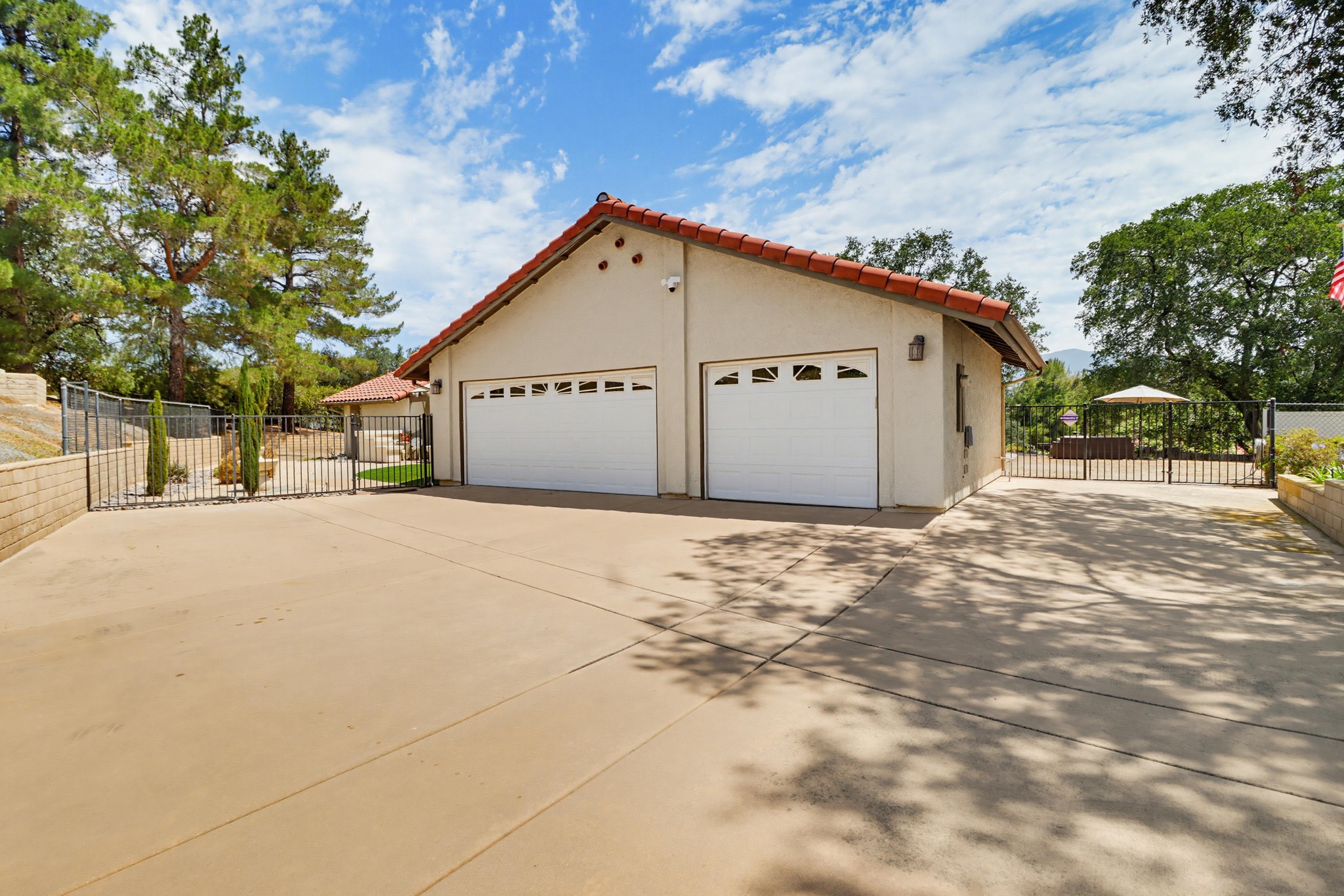 Virtual tour photo 8 of 73 for 2577 Camino Narciso