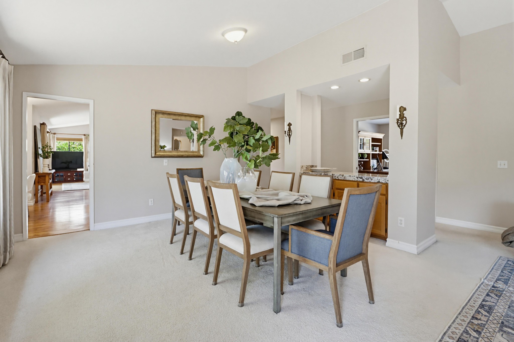Virtual tour photo 18 of 73 for 2577 Camino Narciso