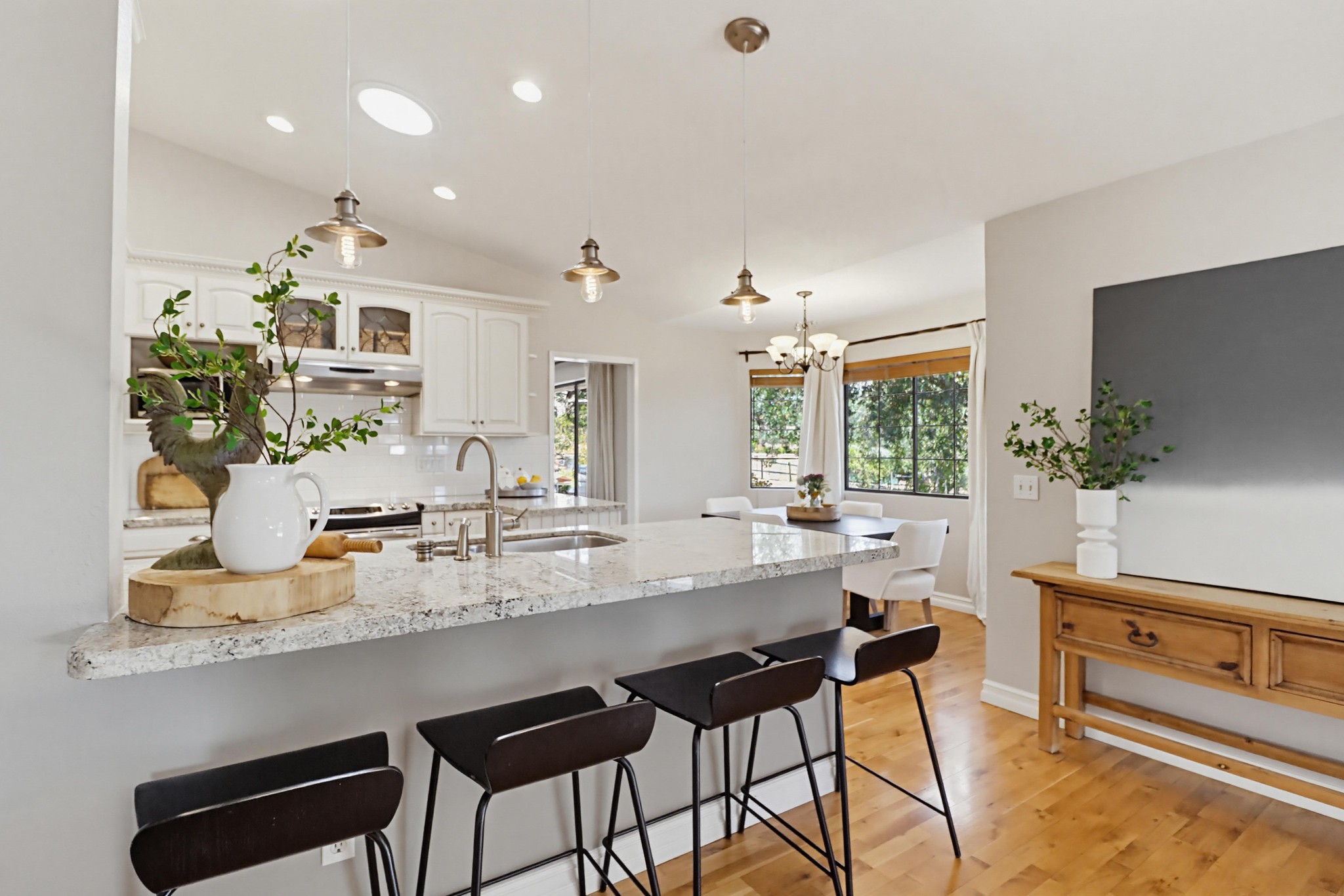 Virtual tour photo 20 of 73 for 2577 Camino Narciso