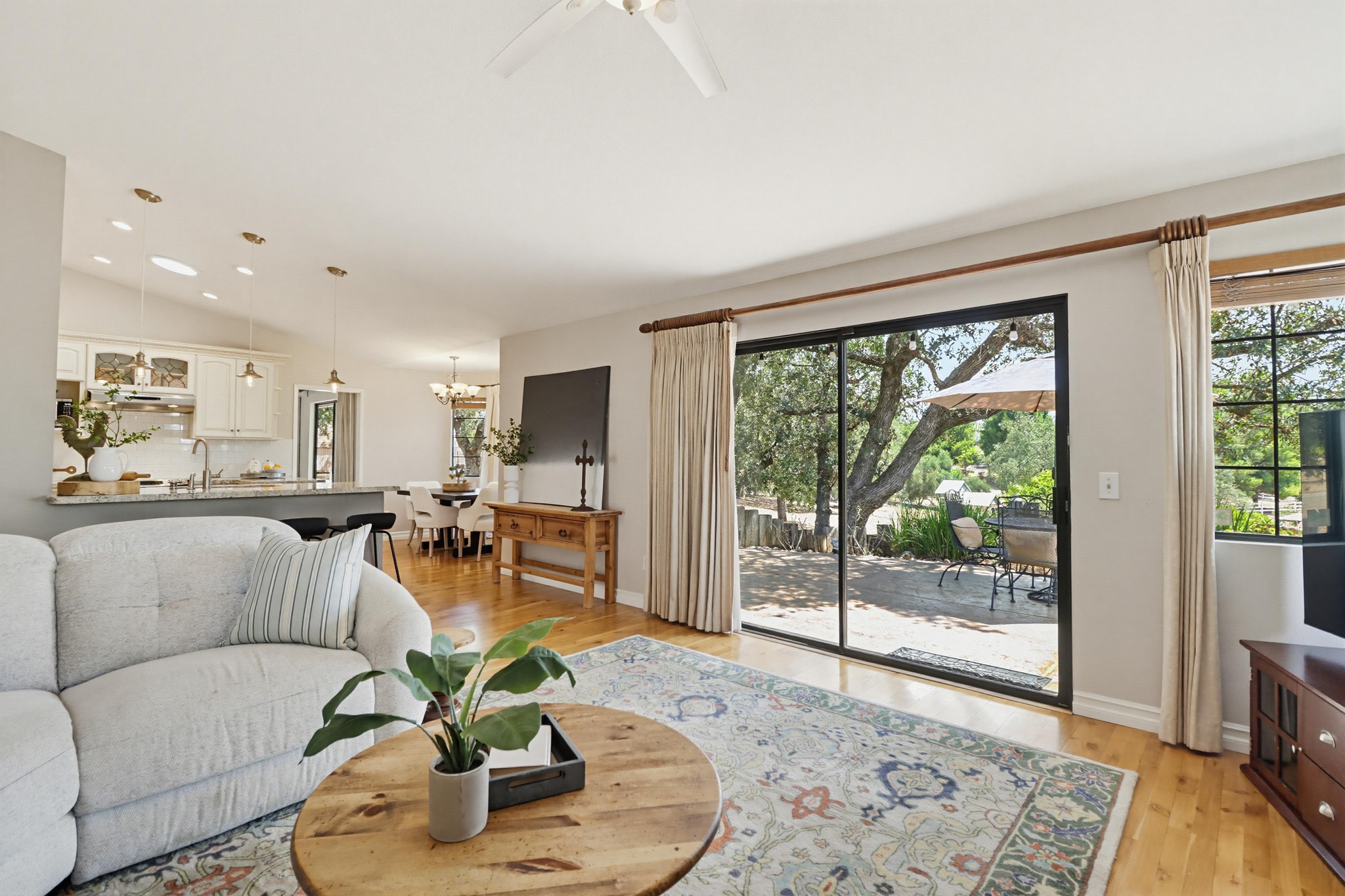 Virtual tour photo 30 of 73 for 2577 Camino Narciso