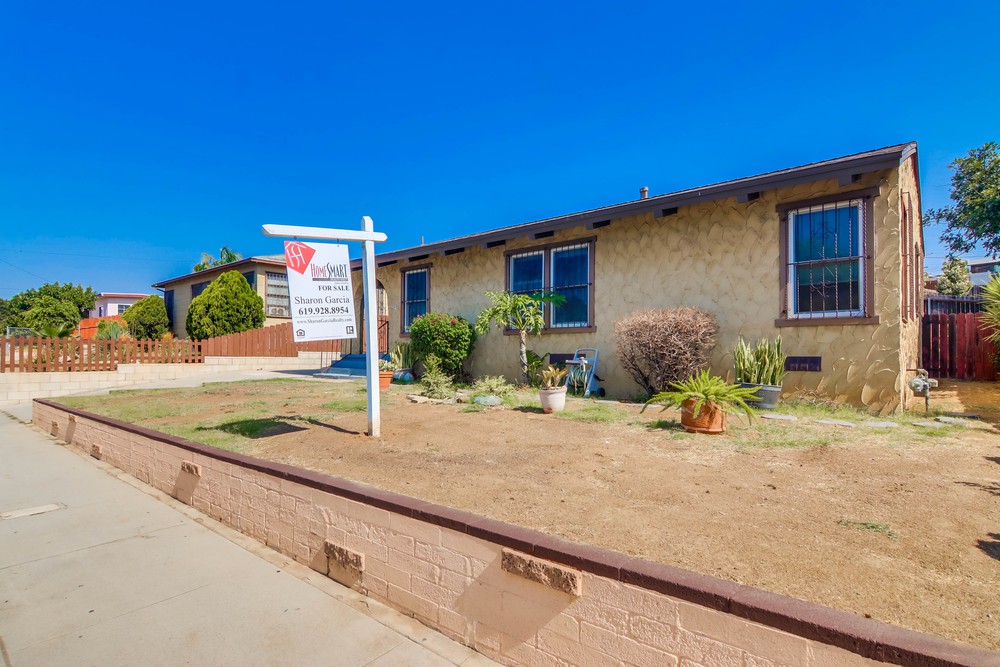 Virtual tour photo 5 of 41 for 2579 Reo Dr