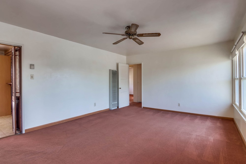 Virtual tour photo 11 of 41 for 2579 Reo Dr