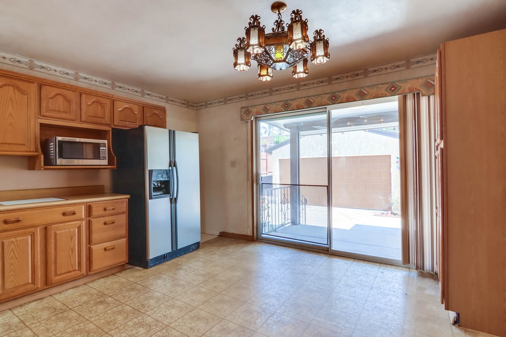 Virtual tour photo 16 of 41 for 2579 Reo Dr