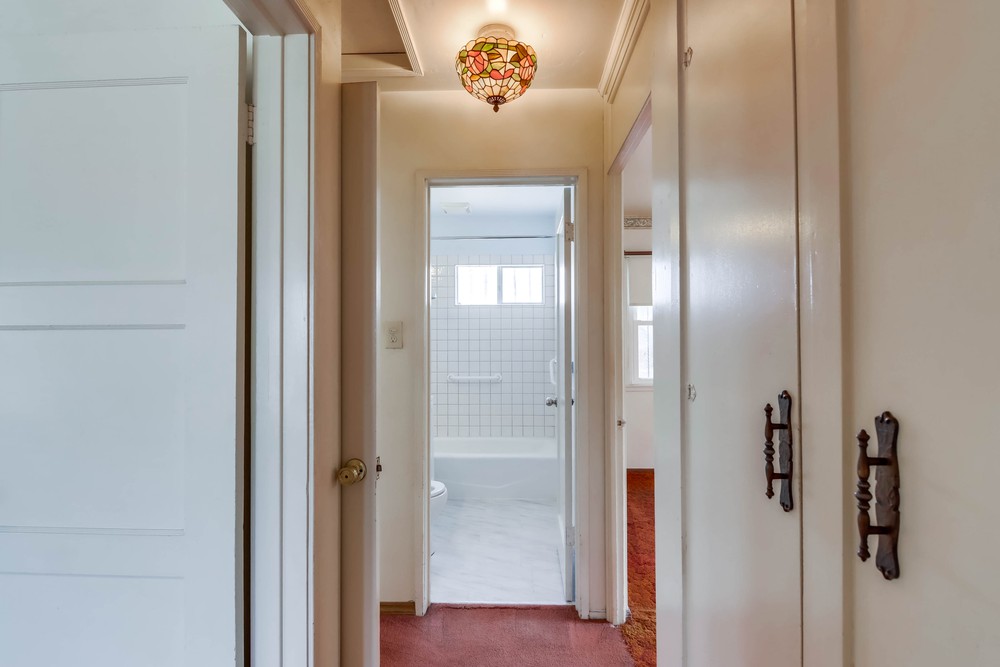 Virtual tour photo 23 of 41 for 2579 Reo Dr