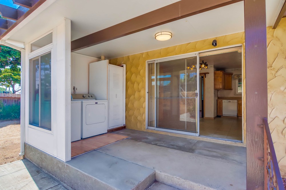 Virtual tour photo 34 of 41 for 2579 Reo Dr