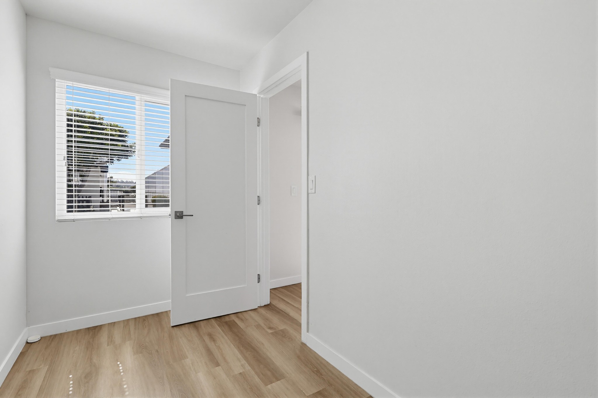 Virtual tour photo 31 of 50 for 25829 Viana Ave
