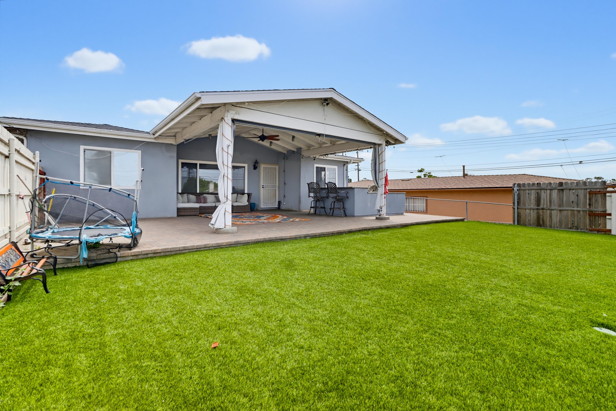 Virtual tour photo 5 of 46 for 2585 Deauville St