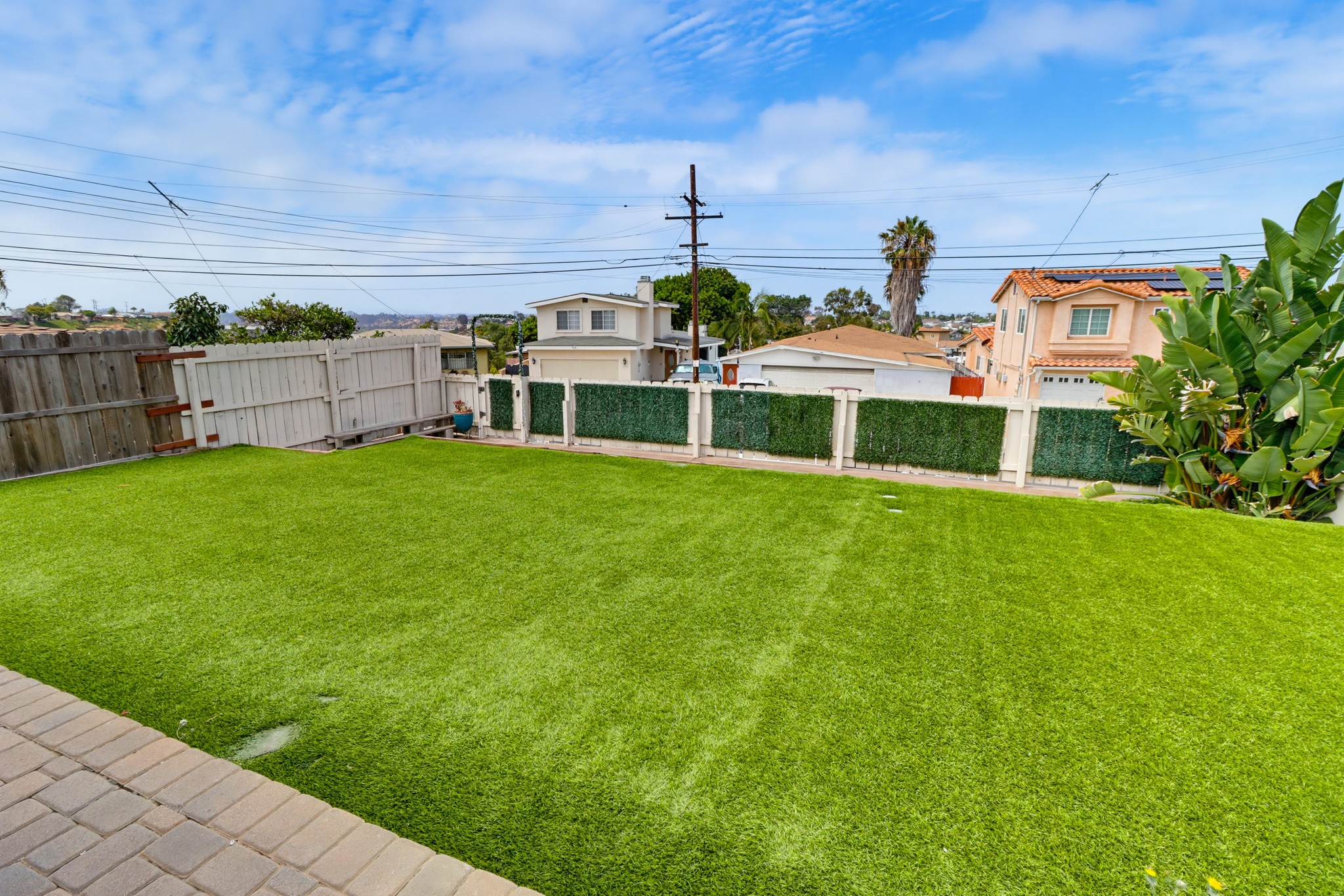 Virtual tour photo 7 of 46 for 2585 Deauville St