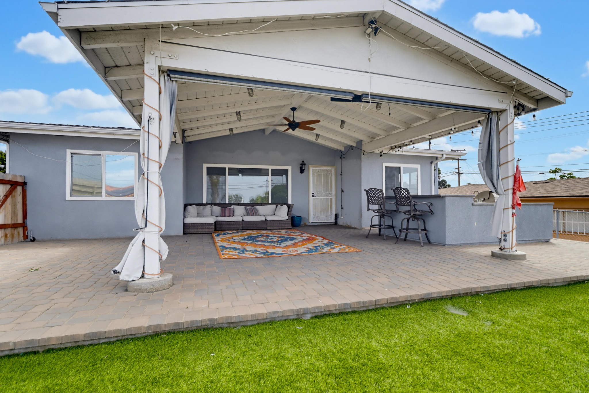 Virtual tour photo 9 of 46 for 2585 Deauville St