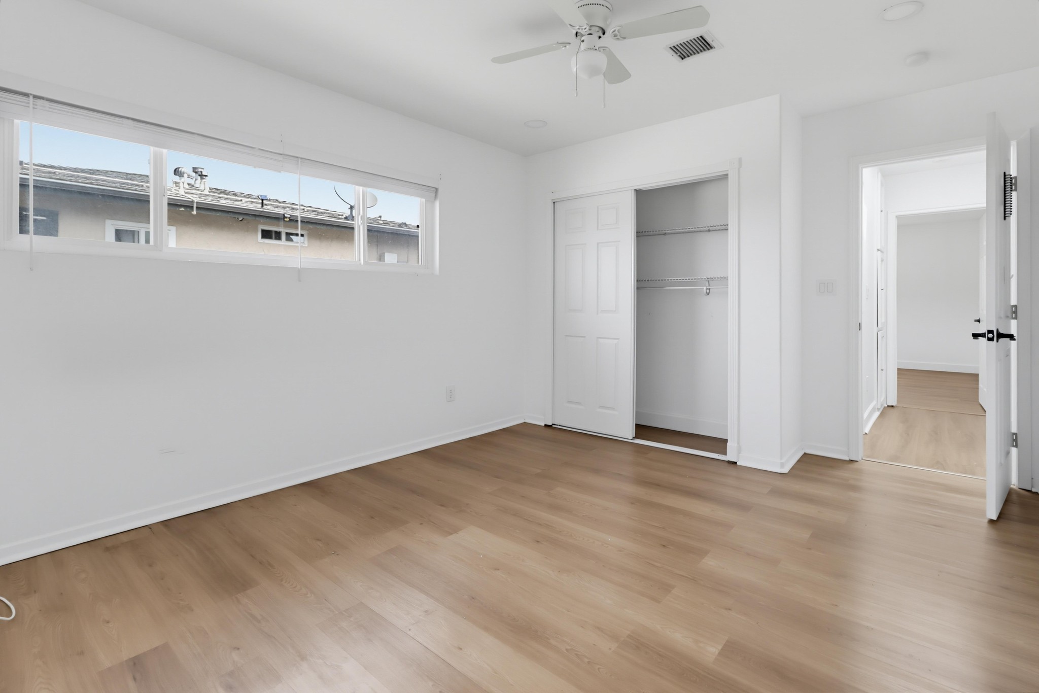 Virtual tour photo 39 of 46 for 2585 Deauville St