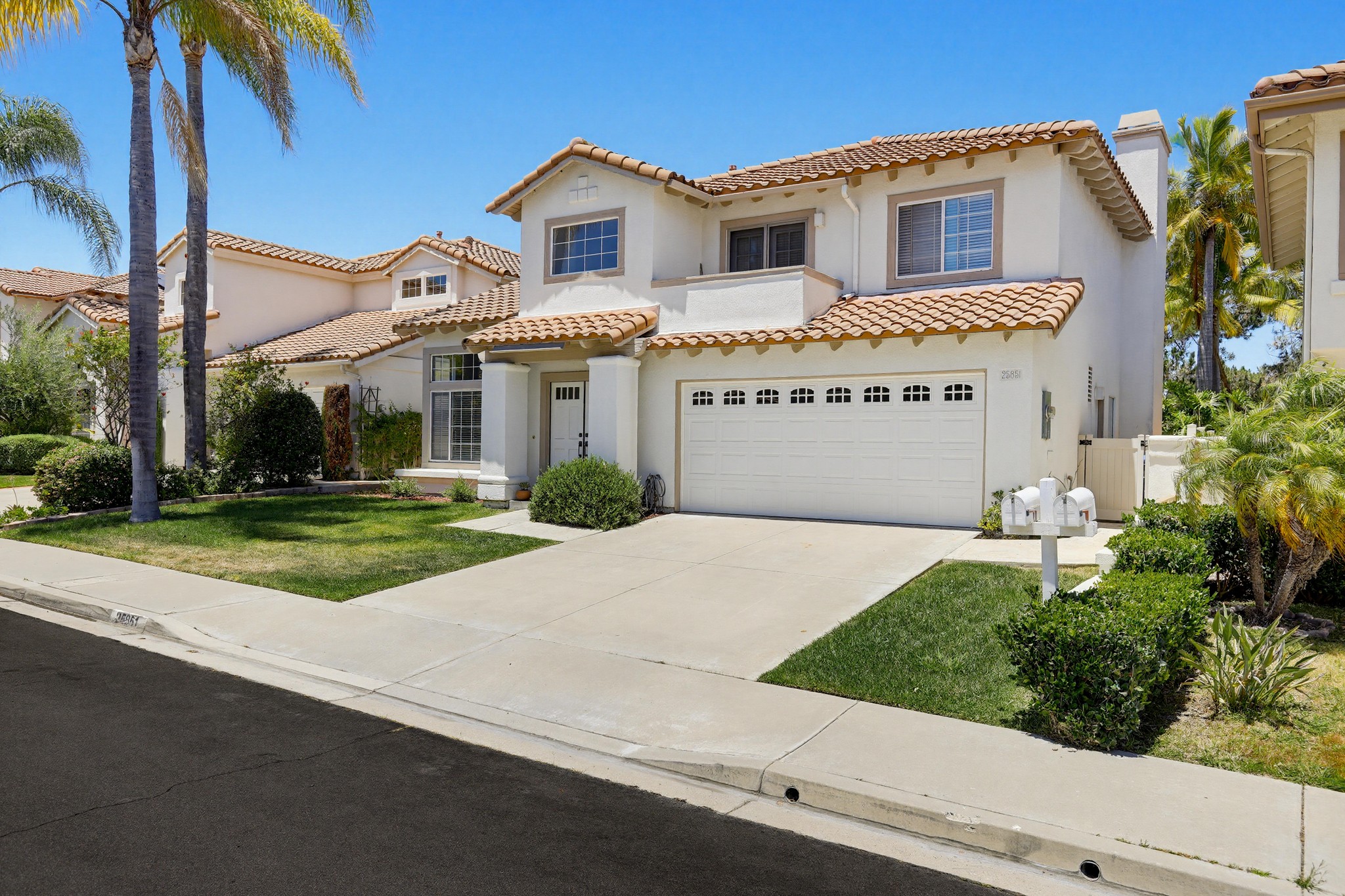 Virtual tour photo 4 of 56 for 25851 Miramonte Dr