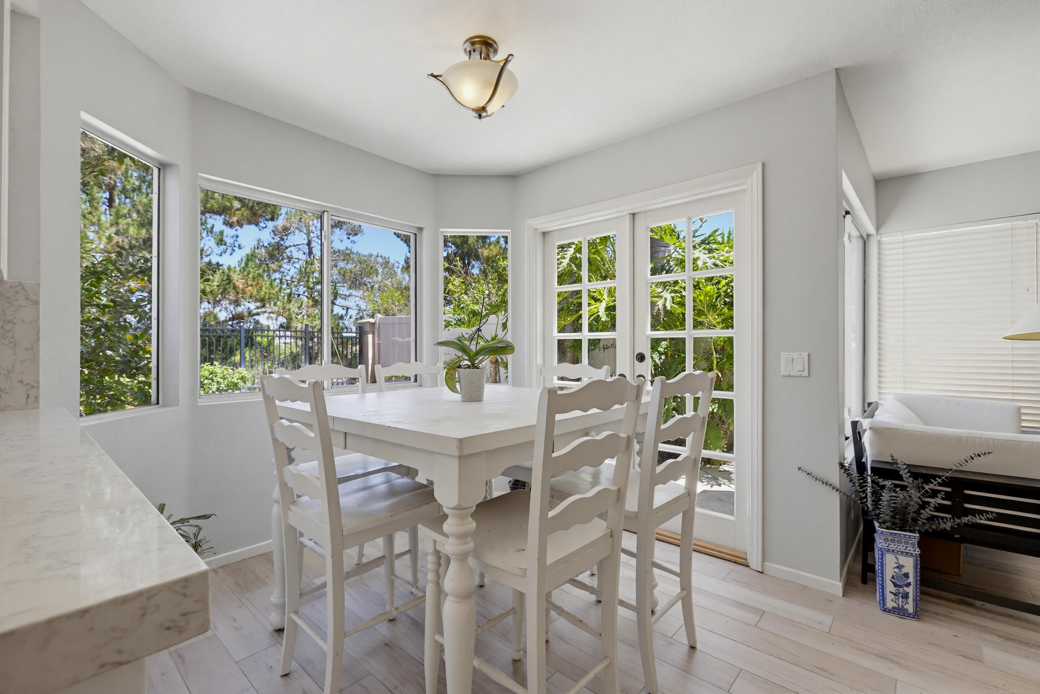 Virtual tour photo 26 of 56 for 25851 Miramonte Dr