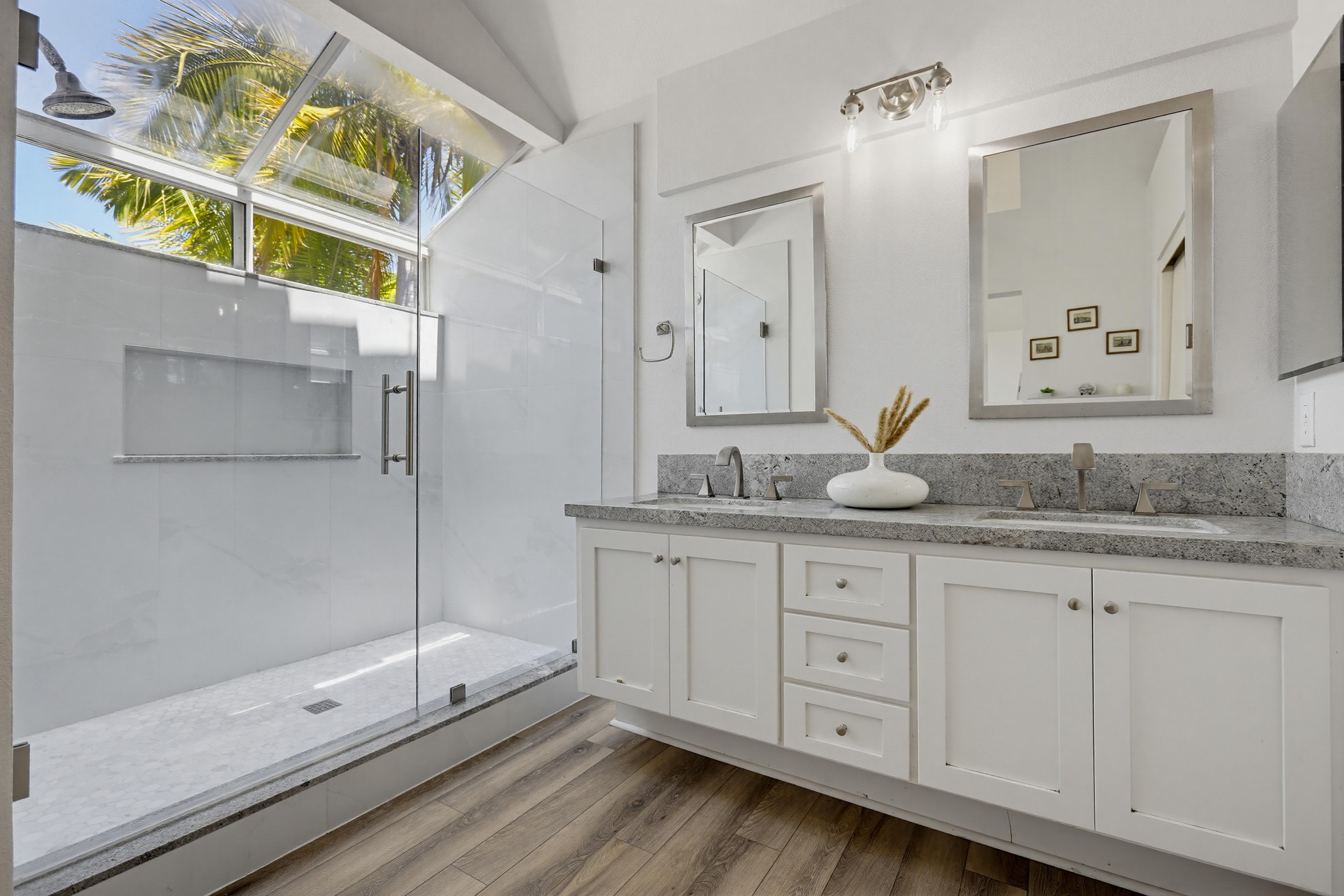 Virtual tour photo 41 of 56 for 25851 Miramonte Dr
