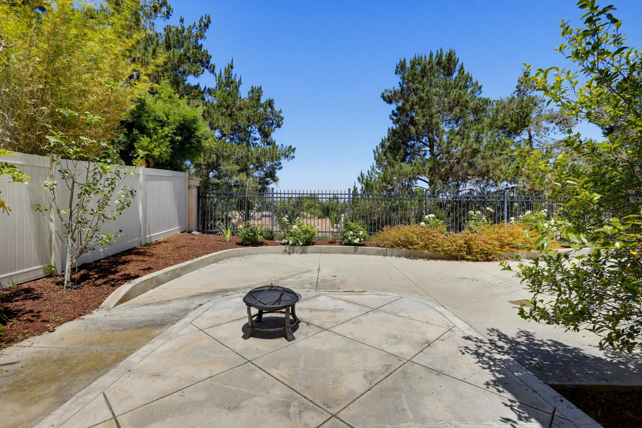 Virtual tour photo 46 of 56 for 25851 Miramonte Dr