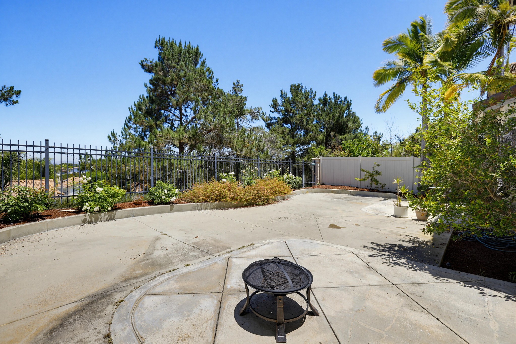 Virtual tour photo 47 of 56 for 25851 Miramonte Dr