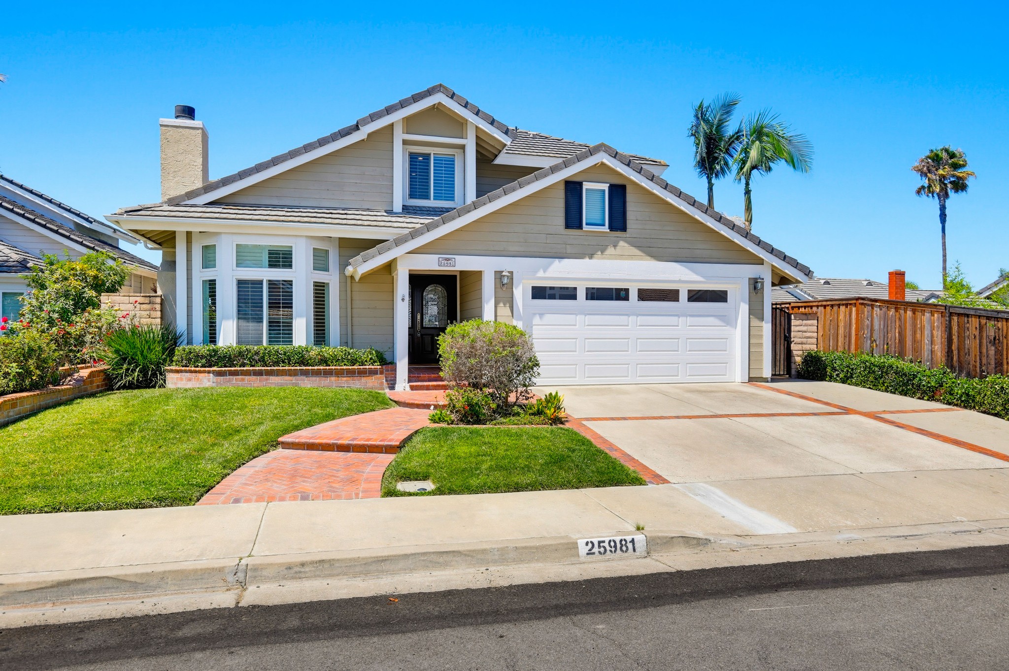 Virtual tour photo 5 of 94 for 25981 Anacapa St