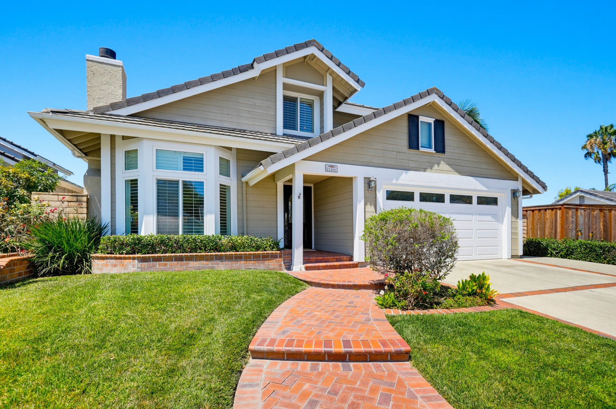 Virtual tour photo 6 of 94 for 25981 Anacapa St