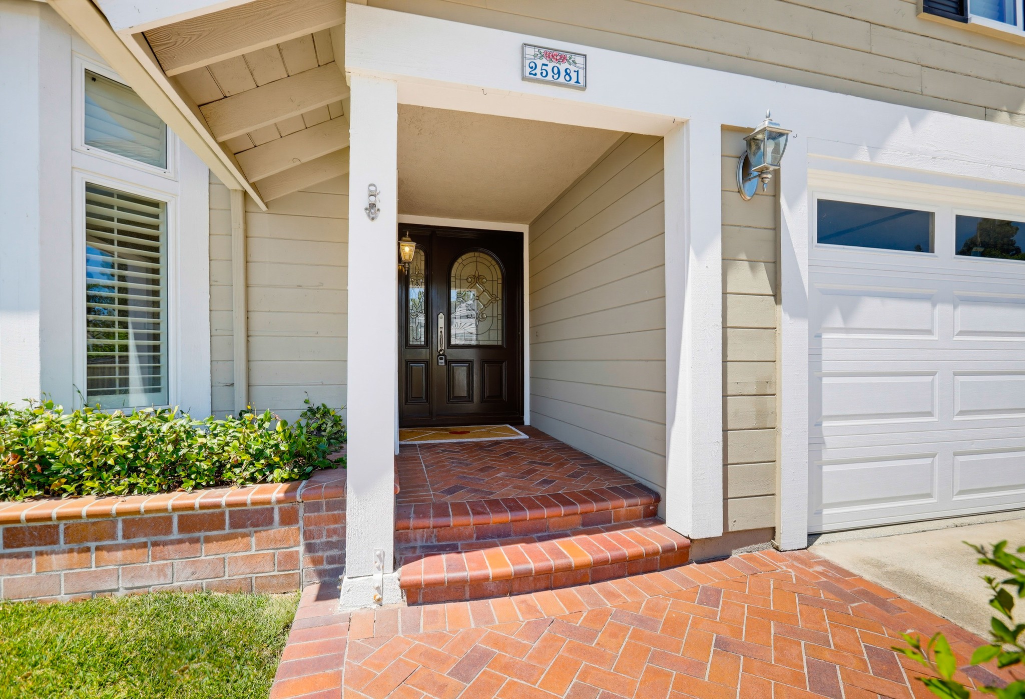 Virtual tour photo 7 of 94 for 25981 Anacapa St