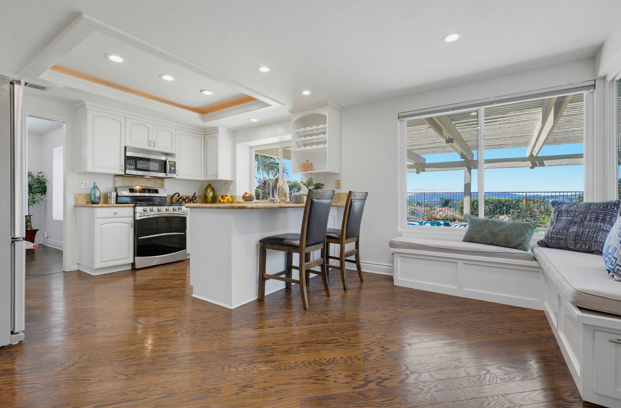 Virtual tour photo 25 of 94 for 25981 Anacapa St