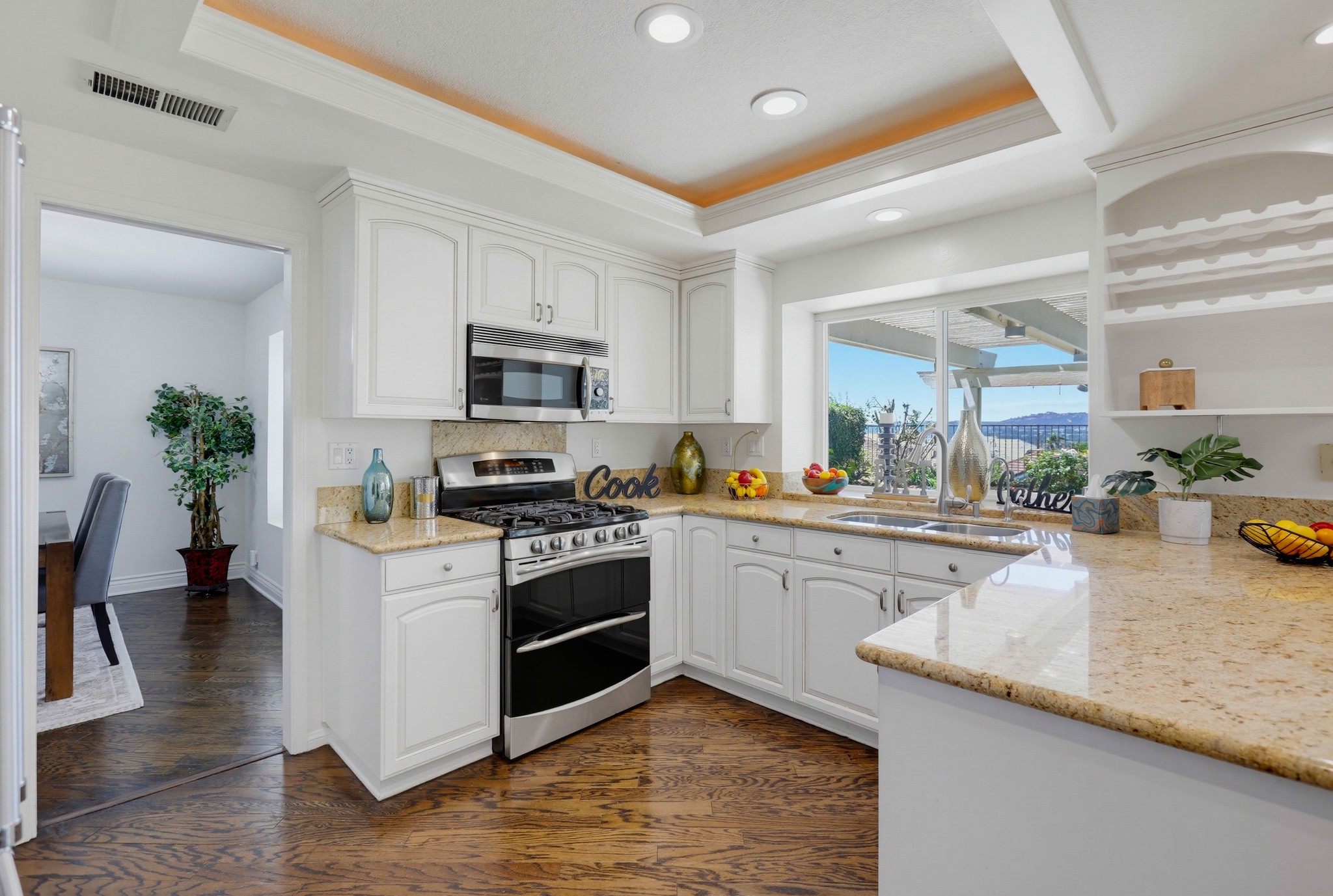 Virtual tour photo 29 of 94 for 25981 Anacapa St