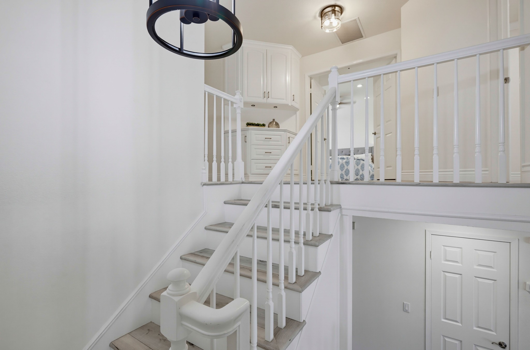 Virtual tour photo 42 of 94 for 25981 Anacapa St