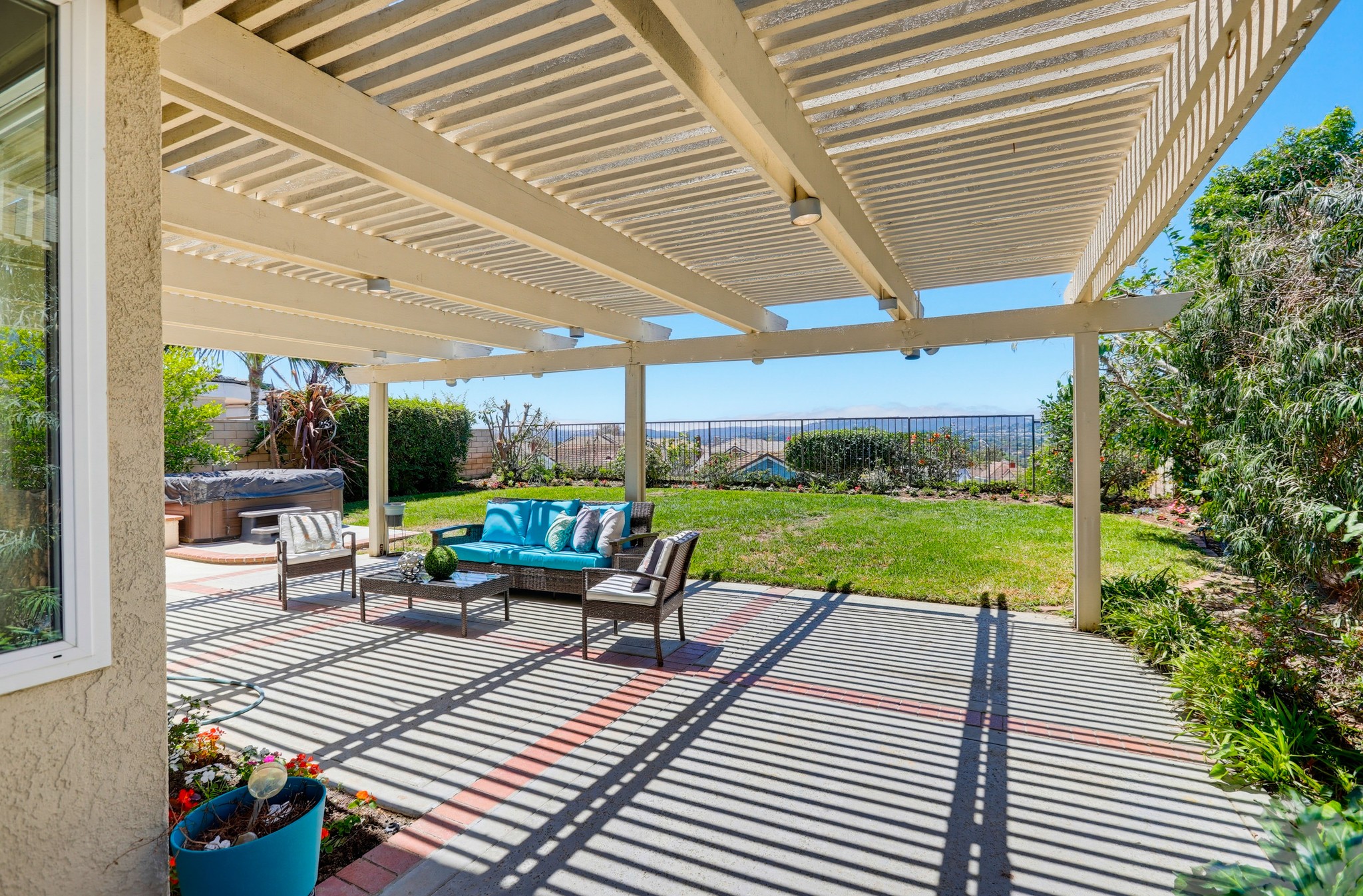 Virtual tour photo 72 of 94 for 25981 Anacapa St