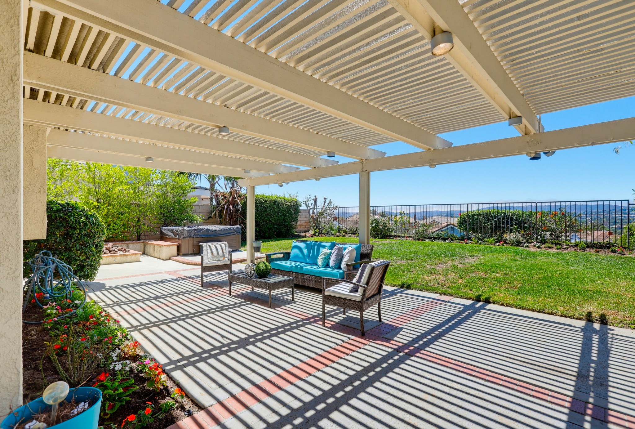 Virtual tour photo 73 of 94 for 25981 Anacapa St