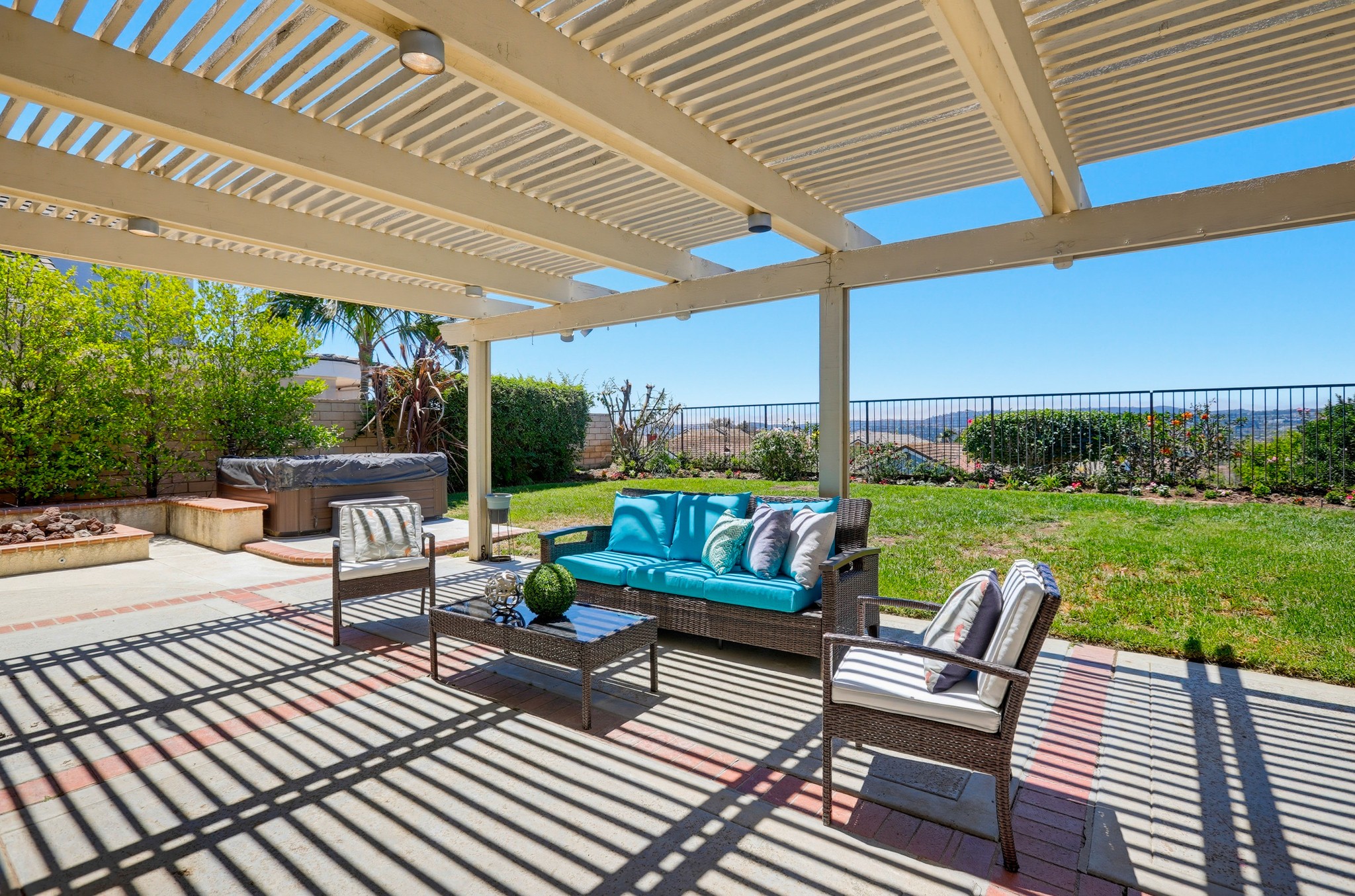 Virtual tour photo 74 of 94 for 25981 Anacapa St