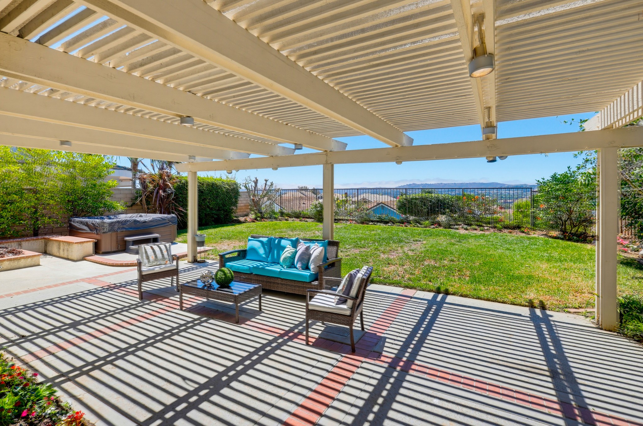 Virtual tour photo 82 of 94 for 25981 Anacapa St