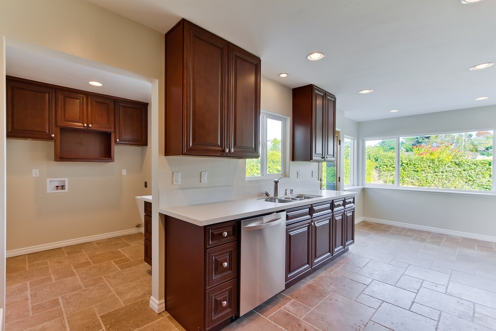Virtual tour photo 15 of 34 for 2603 Arnott St