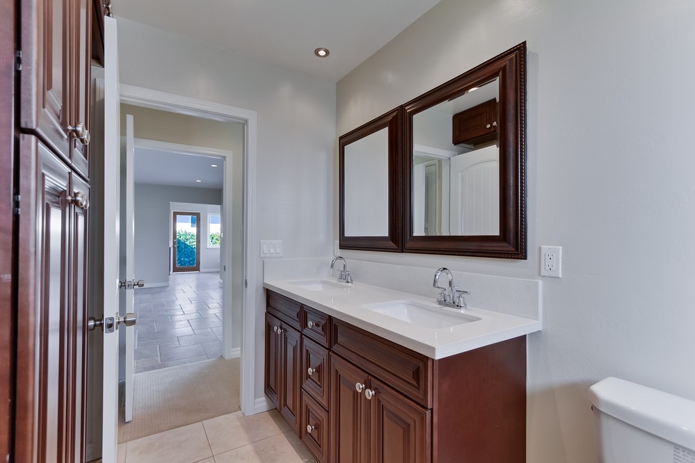 Virtual tour photo 23 of 34 for 2603 Arnott St