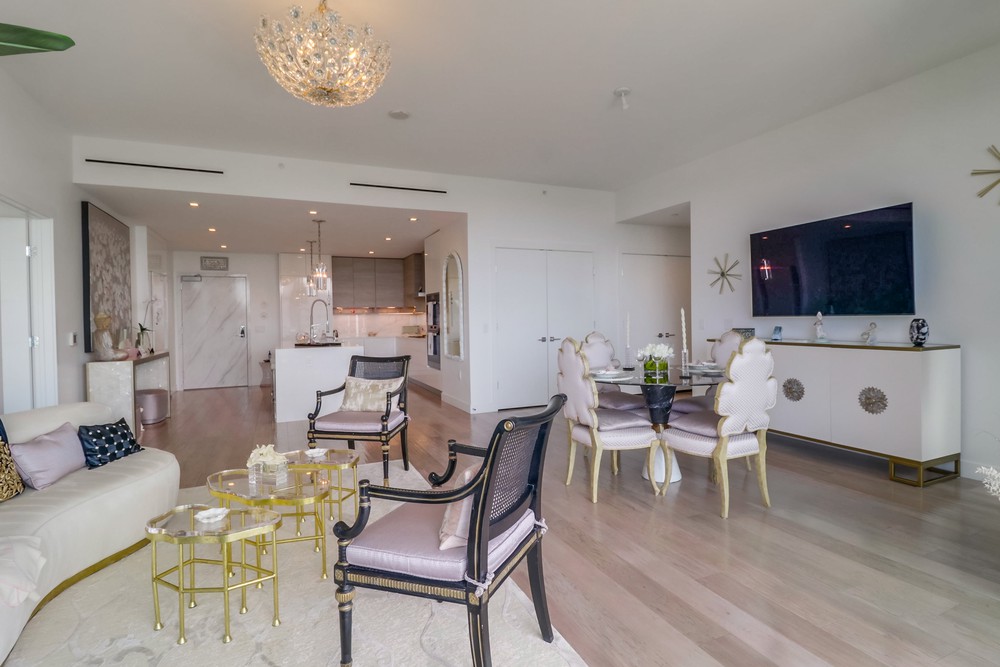 Virtual tour photo 18 of 53 for 2604 Fifth Ave