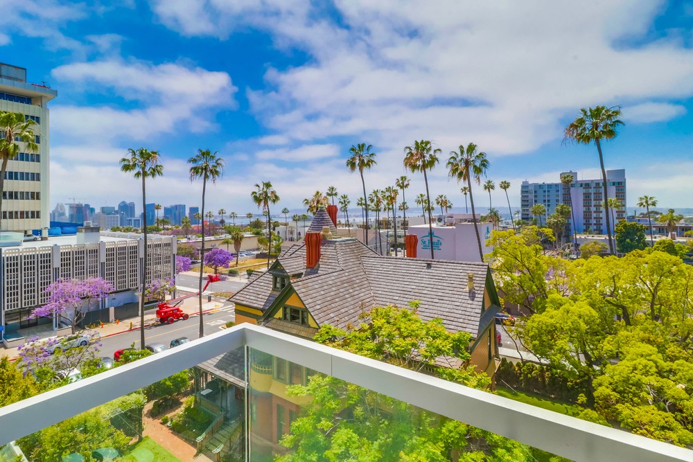Virtual tour photo 28 of 53 for 2604 Fifth Ave