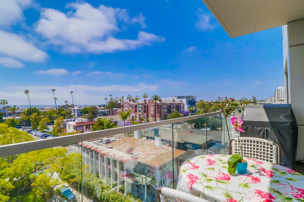 Virtual tour photo 32 of 53 for 2604 Fifth Ave